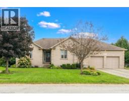 515 WOODWARD Drive, Mount Brydges, Ontario