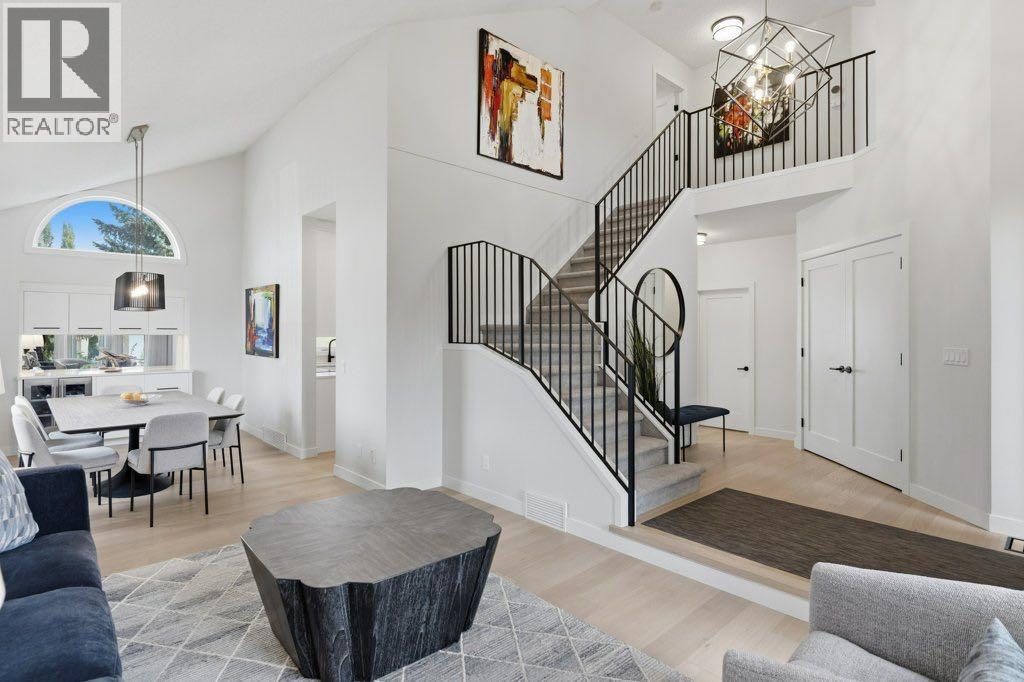 119 Woodpark Circle SW, Calgary, Alberta  T2W 6E9 - Photo 2 - A2351336