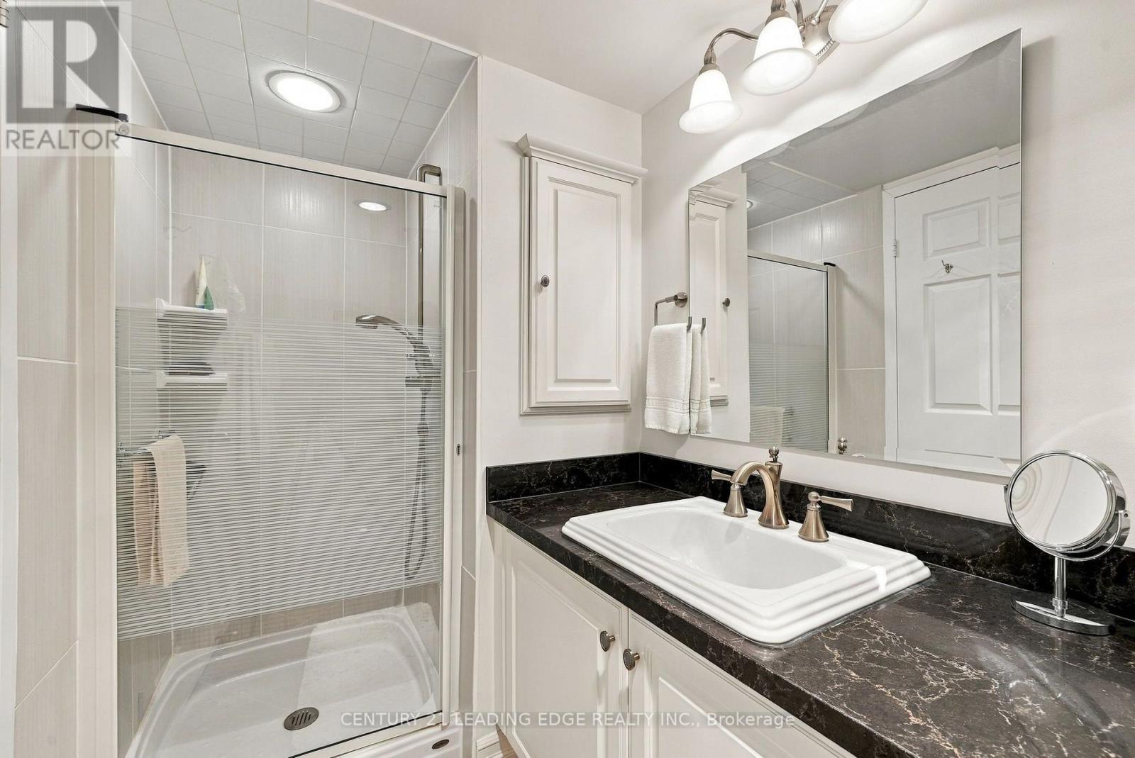 611 - 360 Watson Street W, Whitby, Ontario  L1N 9G2 - Photo 32 - E14085930