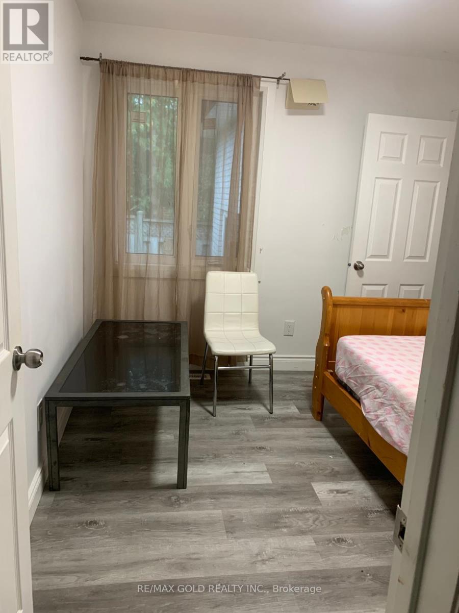 58 Kingsmere Crescent, Brampton, Ontario  L6X 1Z4 - Photo 9 - W13788040