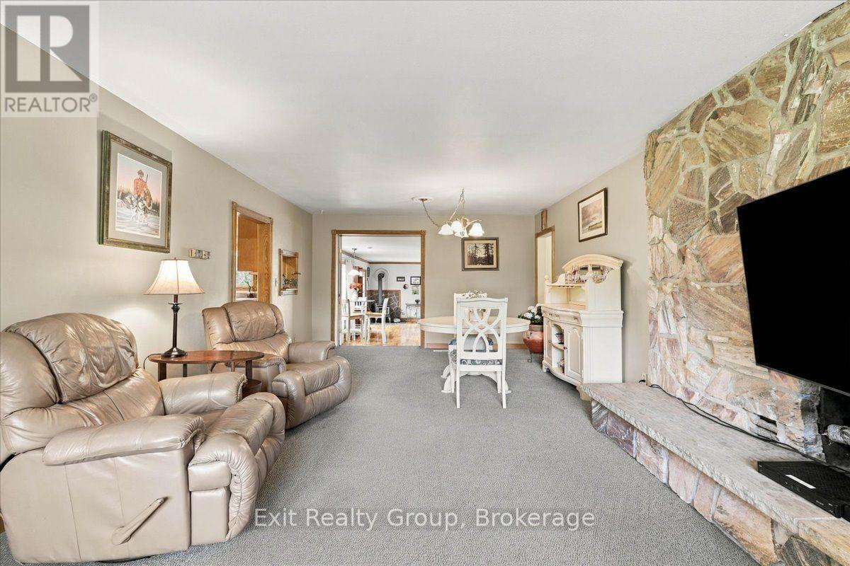 341 Downs Road, Quinte West, Ontario K8V 5P6 - Photo 5 - X14086158
