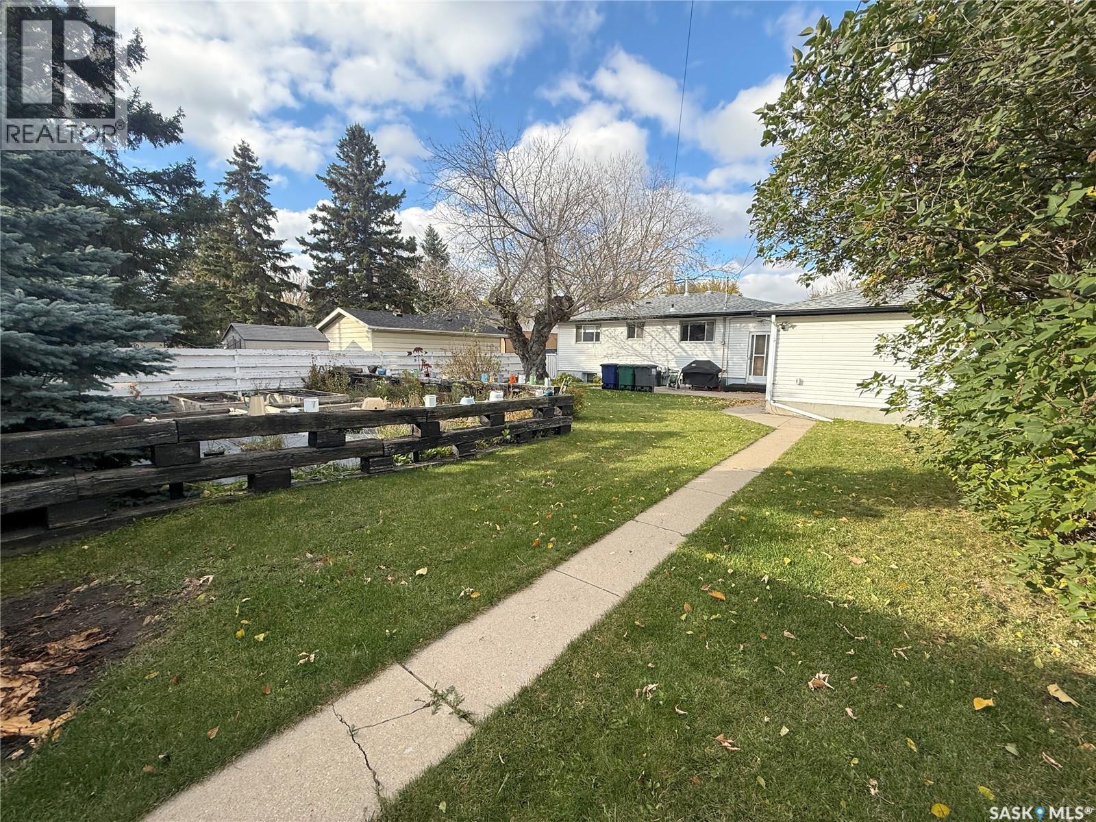 2517 Wiggins Avenue S, Saskatoon, Saskatchewan  S7J 1X3 - Photo 34 - SK051274