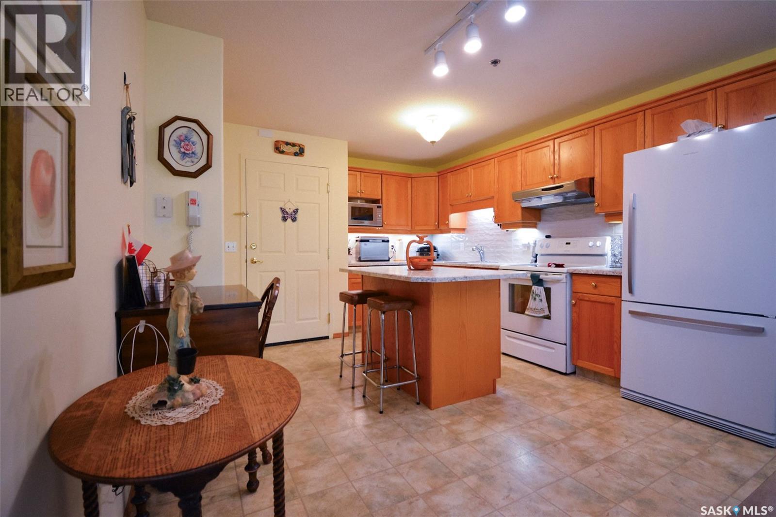 206 100 5th Avenue, Regina Beach, Saskatchewan  S0G 4C0 - Photo 6 - SK051257