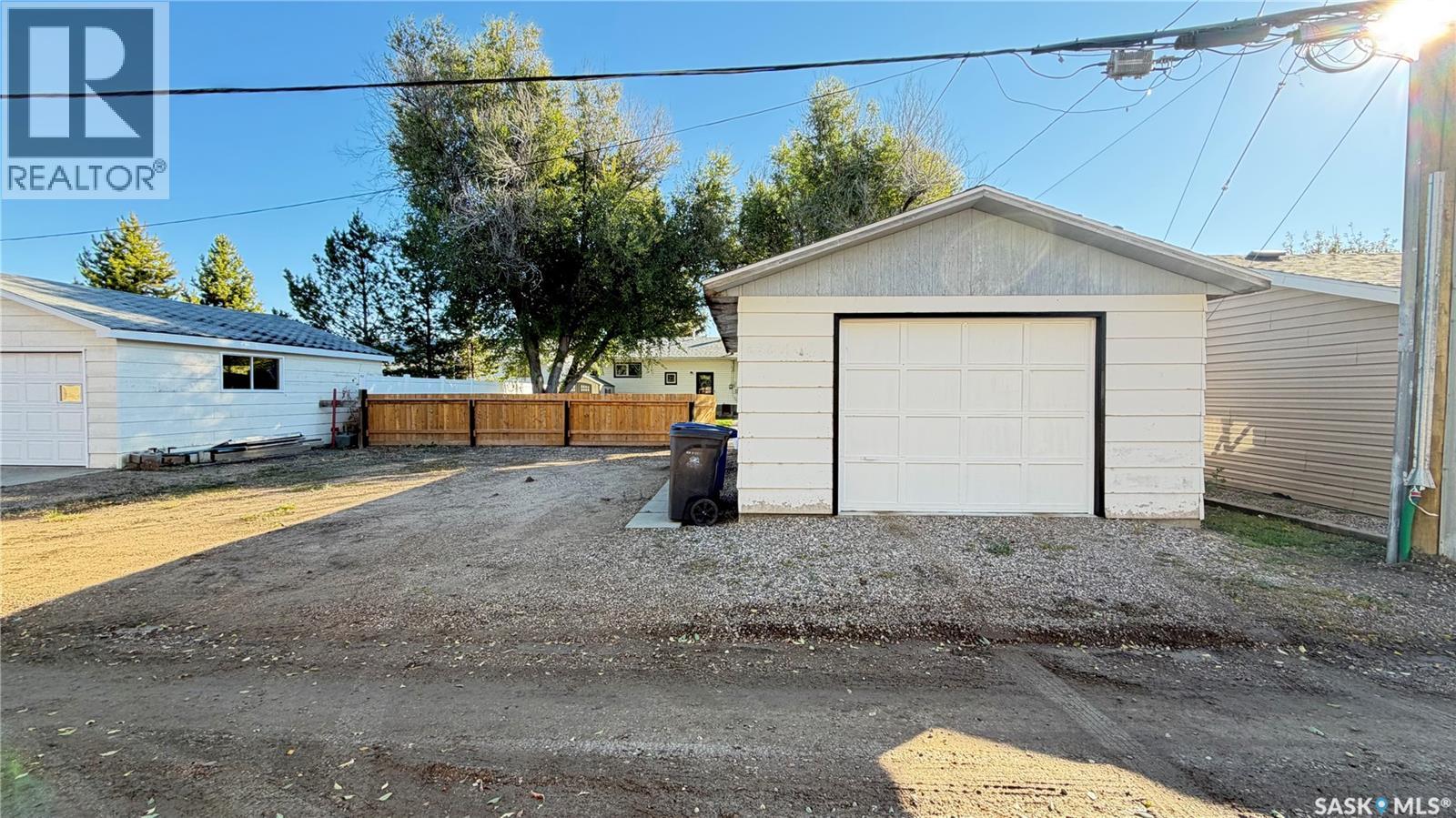 735 Jasper Street, Maple Creek, Saskatchewan  S0N 1N0 - Photo 9 - SK051254