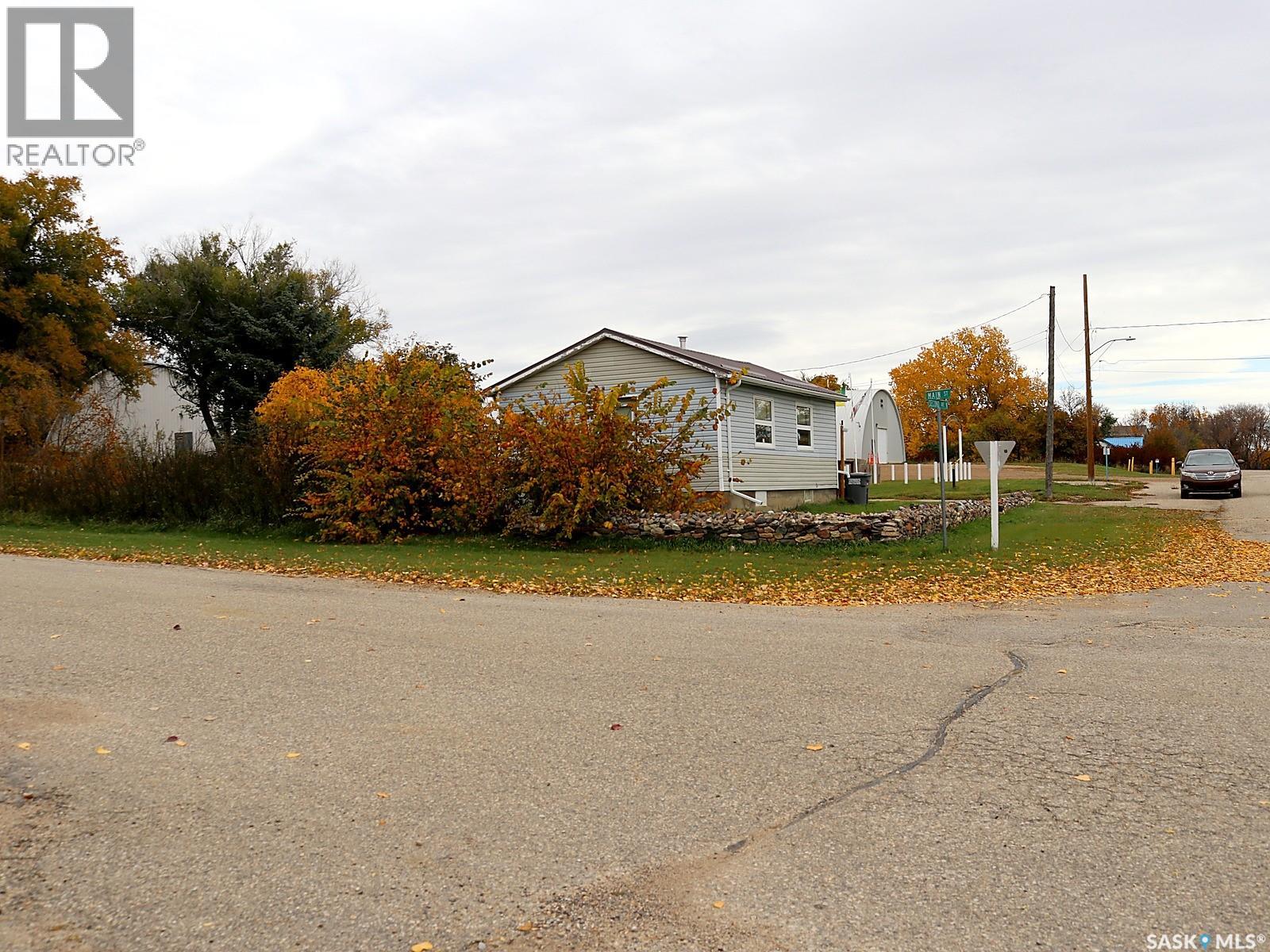 401 2nd Avenue N, Beechy, Saskatchewan  S0L 0C0 - Photo 18 - SK051186