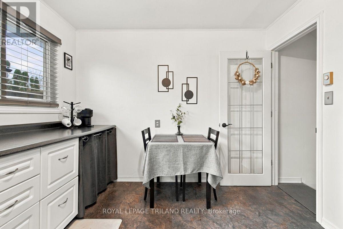 A - 111 Wellesley Cres Crescent, London East, Ontario  N5V 1J6 - Photo 12 - X14086384