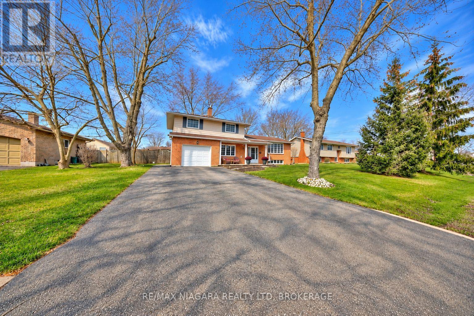 953 Grandview Road, Fort Erie, Ontario  L2A 5R4 - Photo 2 - X13778760