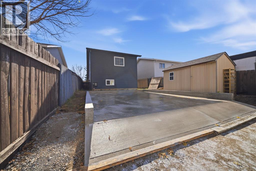 36 Taradale Close NE