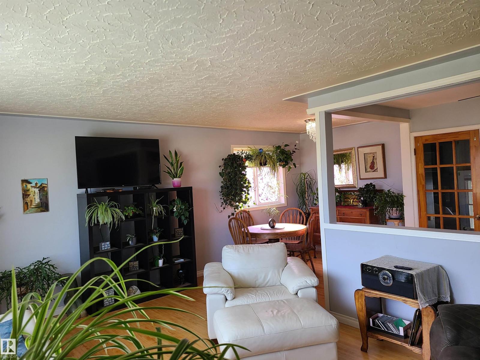13312 123 ST NW NW