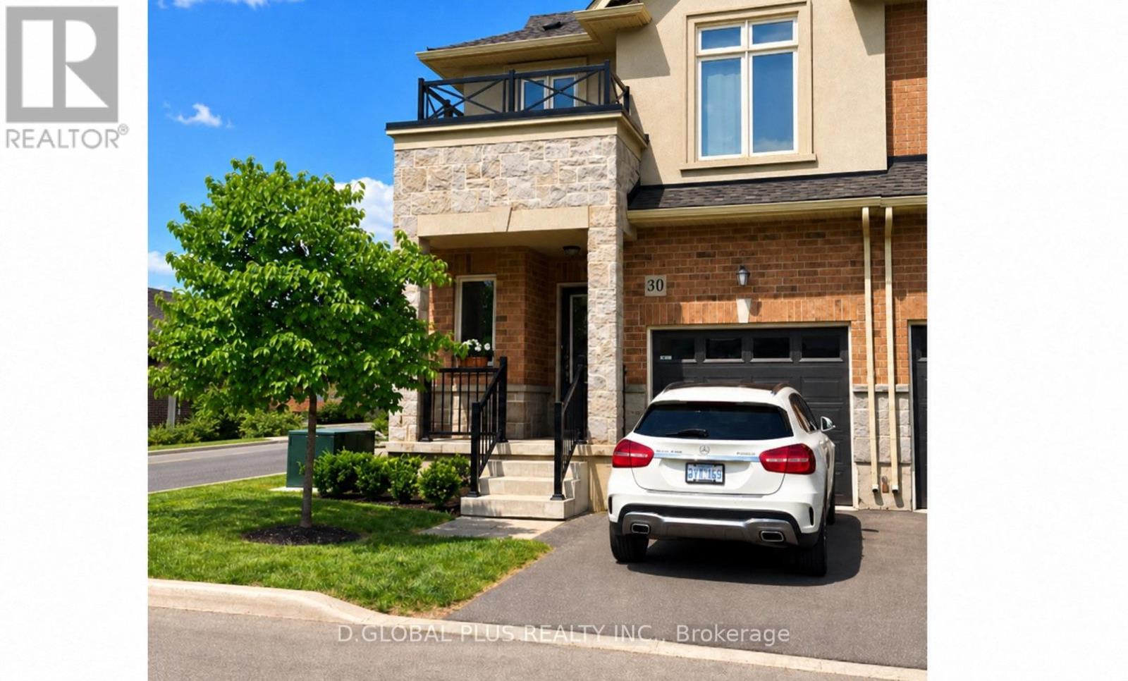 30 Mockingbird Lane W, Hamilton, Ontario  L8E 0K7 - Photo 2 - X14086044
