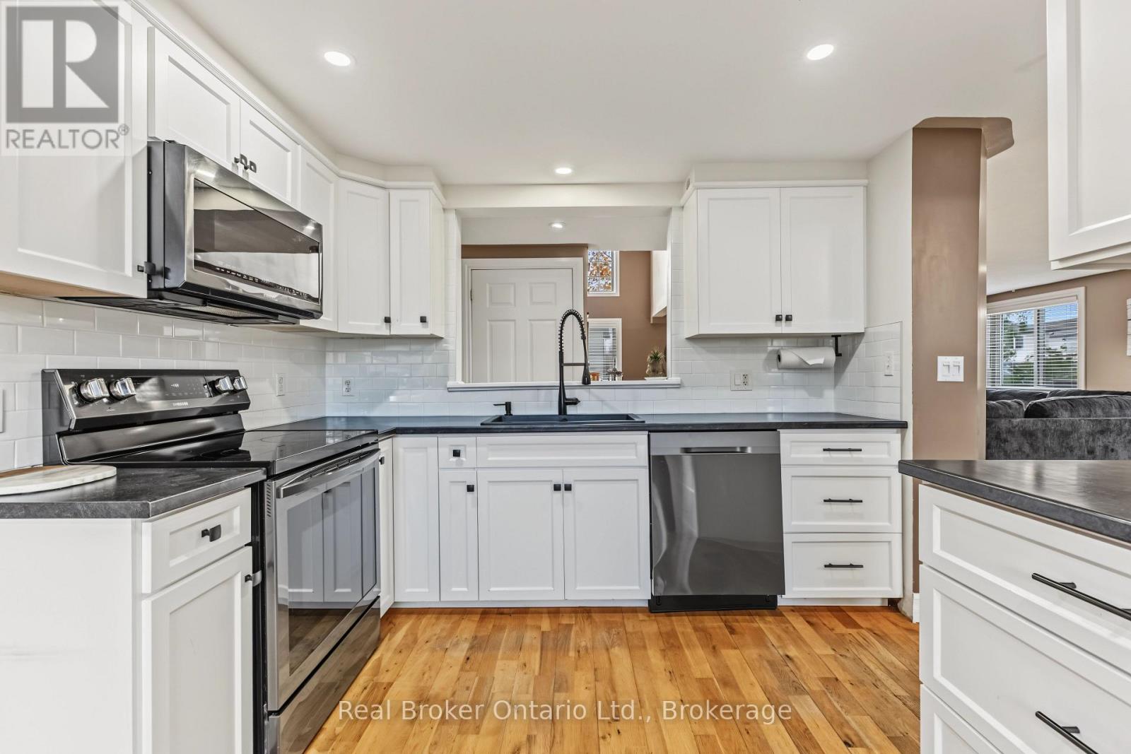 2340 9th Avenue E, Owen Sound, Ontario  N4K 3H5 - Photo 12 - X14086098