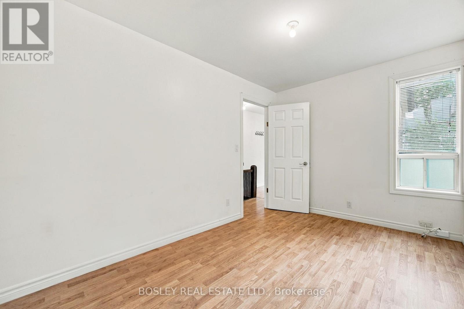 15 Lumbervale Avenue, Toronto, Ontario  M6H 1C7 - Photo 27 - C14086068