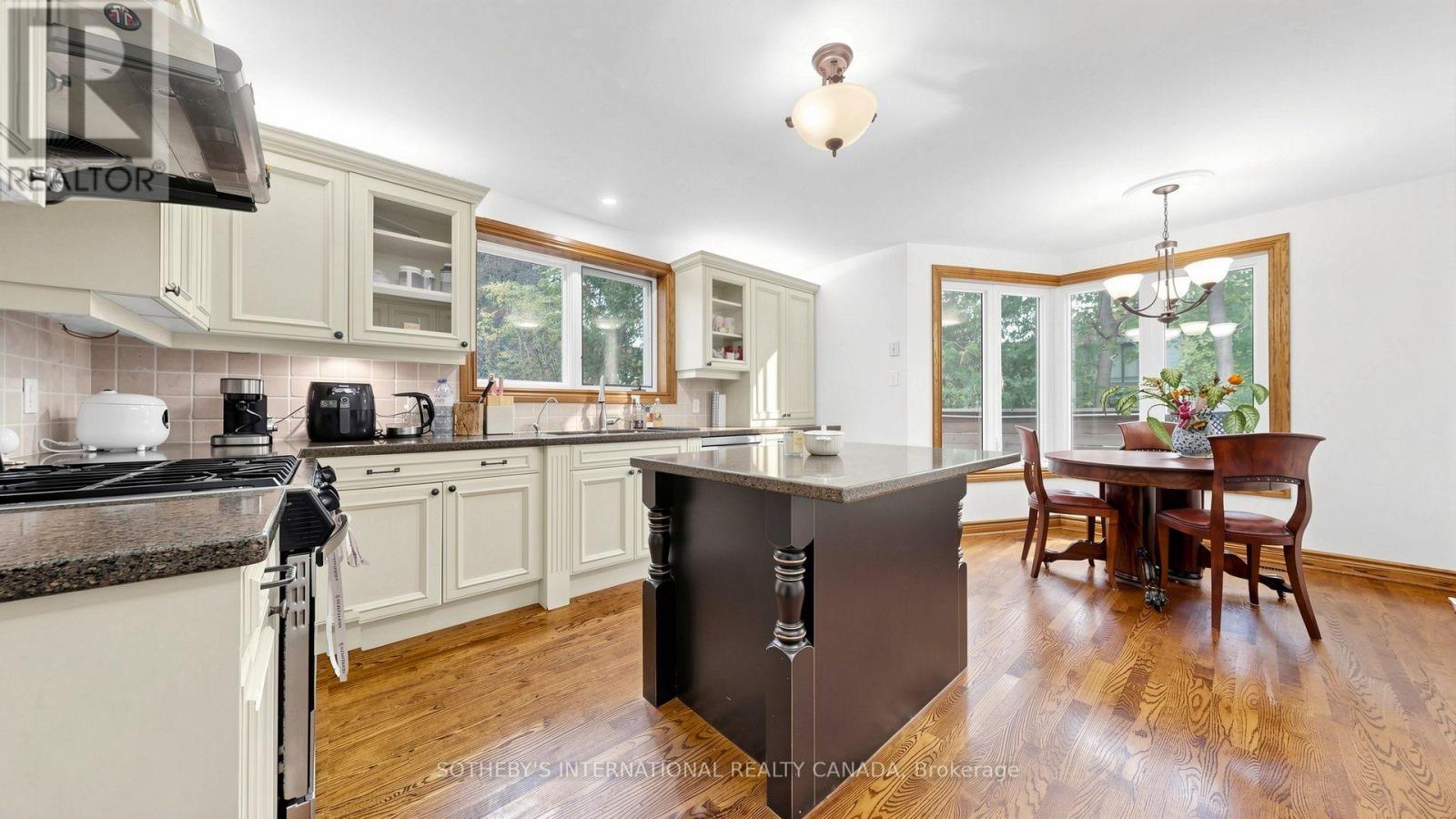 54 Plymbridge Road, Toronto, Ontario  M2P 1A3 - Photo 22 - C14086116