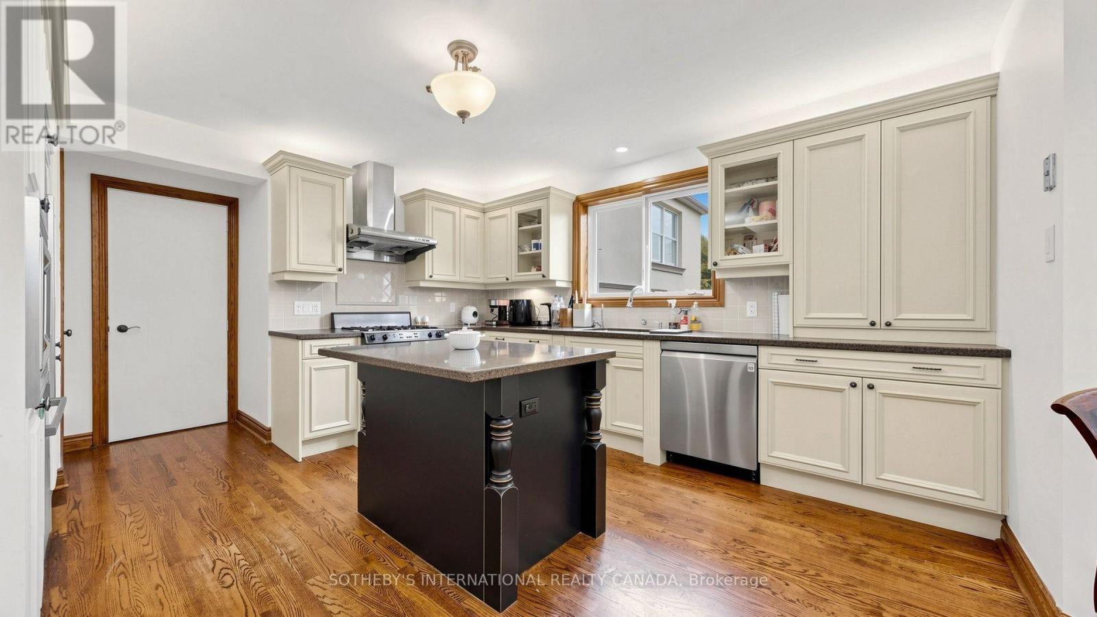 54 Plymbridge Road, Toronto, Ontario  M2P 1A3 - Photo 23 - C14086116