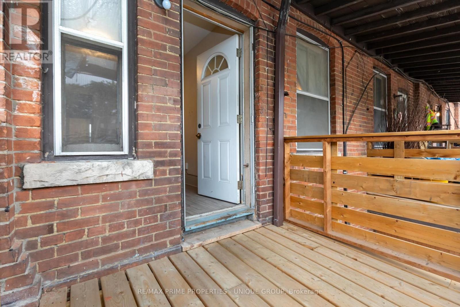 2 - 365 Clinton Street, Toronto, Ontario  N8X 1A7 - Photo 25 - C14086126