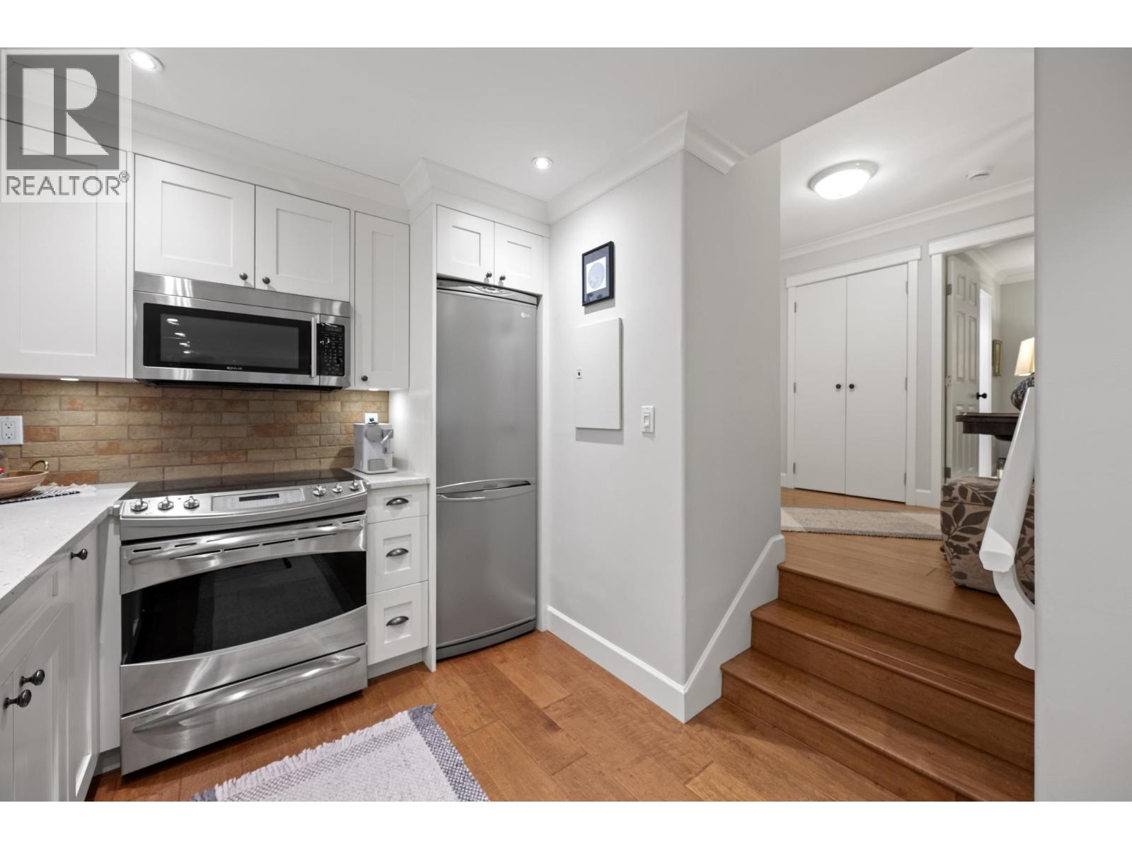 102 828 Gilford Street, Vancouver, British Columbia V6G 2N6 - Photo 10 - R3175568