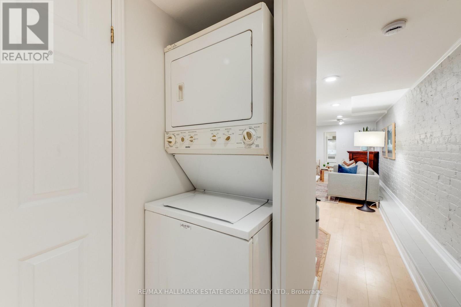 32 Ashdale Avenue, Toronto (Greenwood-Coxwell), Ontario  M4L 2Y7 - Photo 44 - E14086124