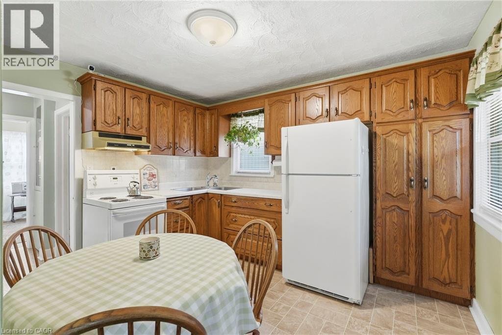 600 Hager Avenue, Burlington, Ontario  L7S 1P6 - Photo 3 - 40870567