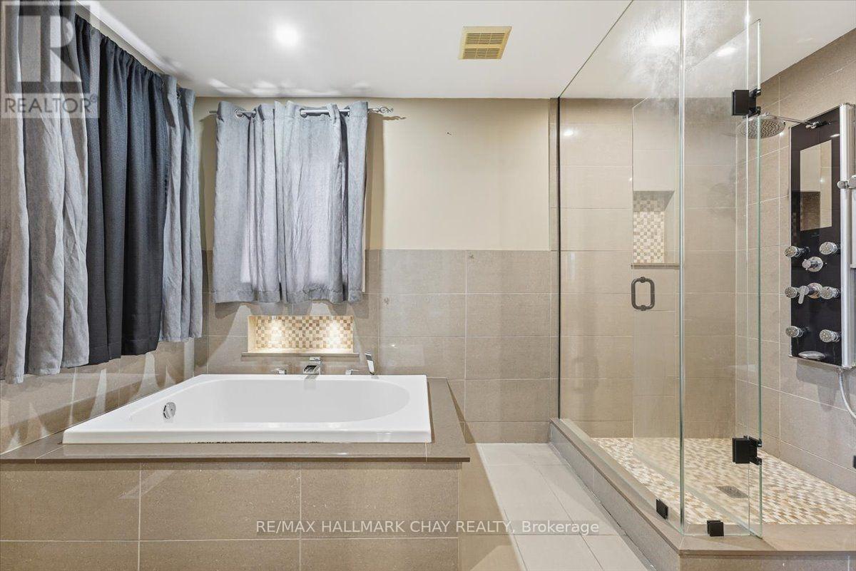 Main/upper - 484 Ferndale Drive N, Barrie, Ontario L4N 0S1 - Photo 18 - S14085326