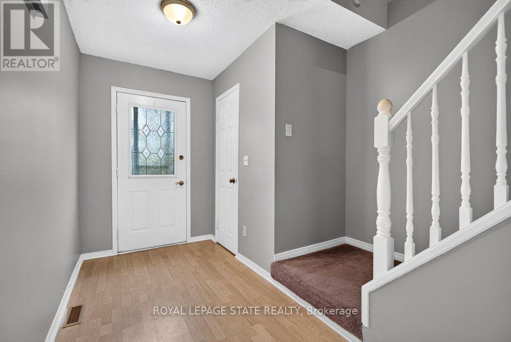 20 - 2 Royalwood Court, Hamilton, Ontario  L8E 4Y9 - Photo 9 - X13815028