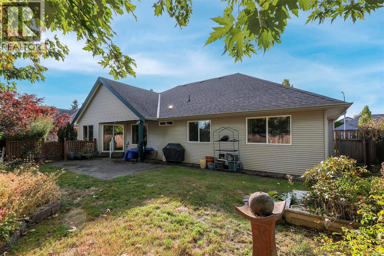 642 Olympic Dr, Comox, British Columbia  V9M 4G8 - Photo 7 - 1052377