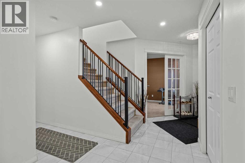 203 St Moritz Drive SW