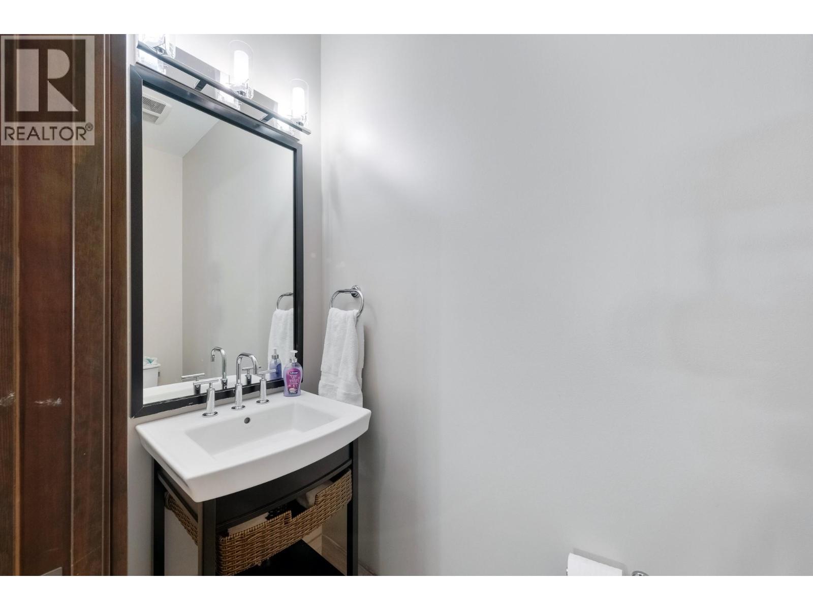 101 Dormie Drive Unit# 2b, Vernon, British Columbia  V1H 1Y6 - Photo 19 - 10401313