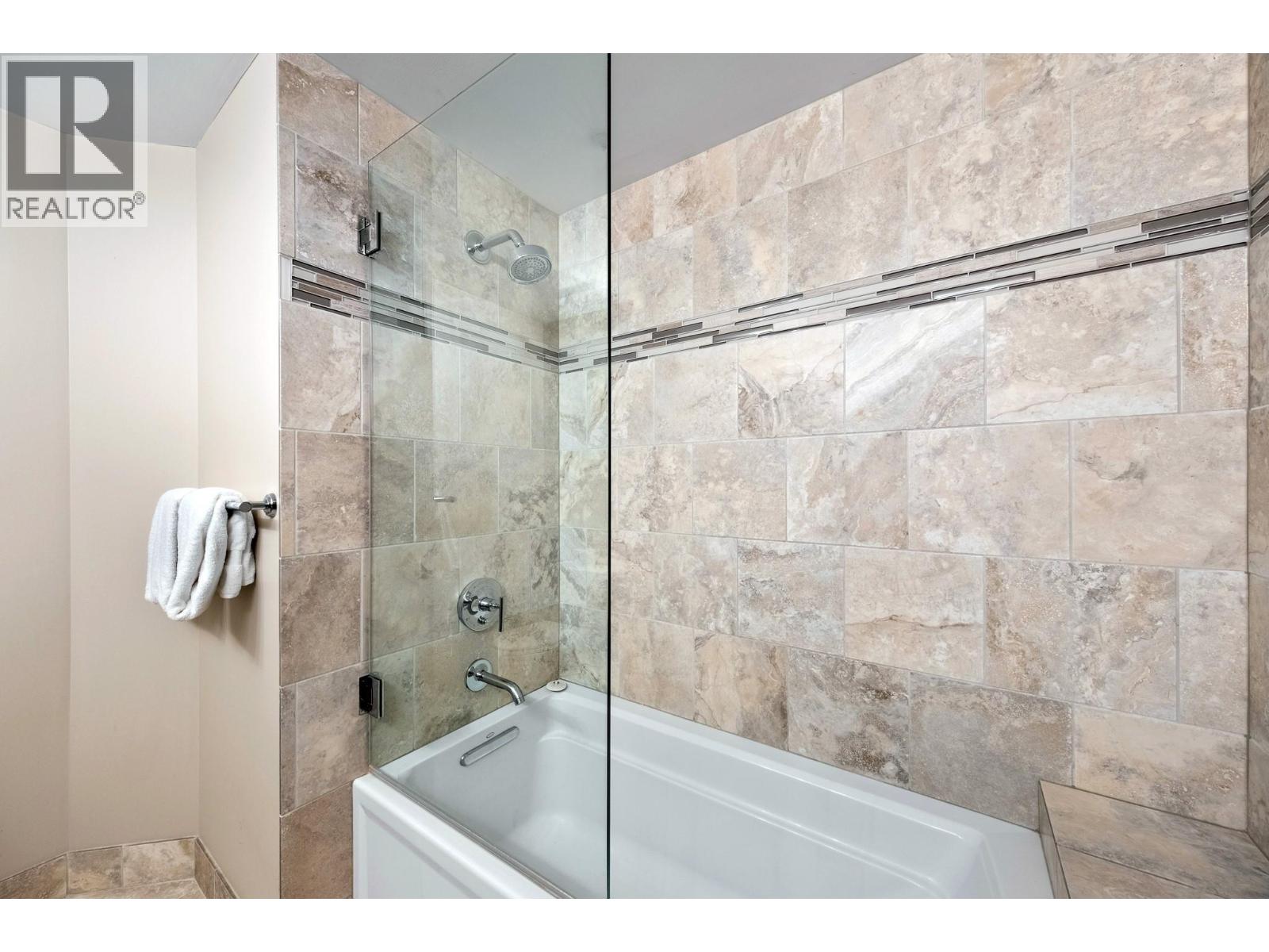 101 Dormie Drive Unit# 2b, Vernon, British Columbia  V1H 1Y6 - Photo 28 - 10401313