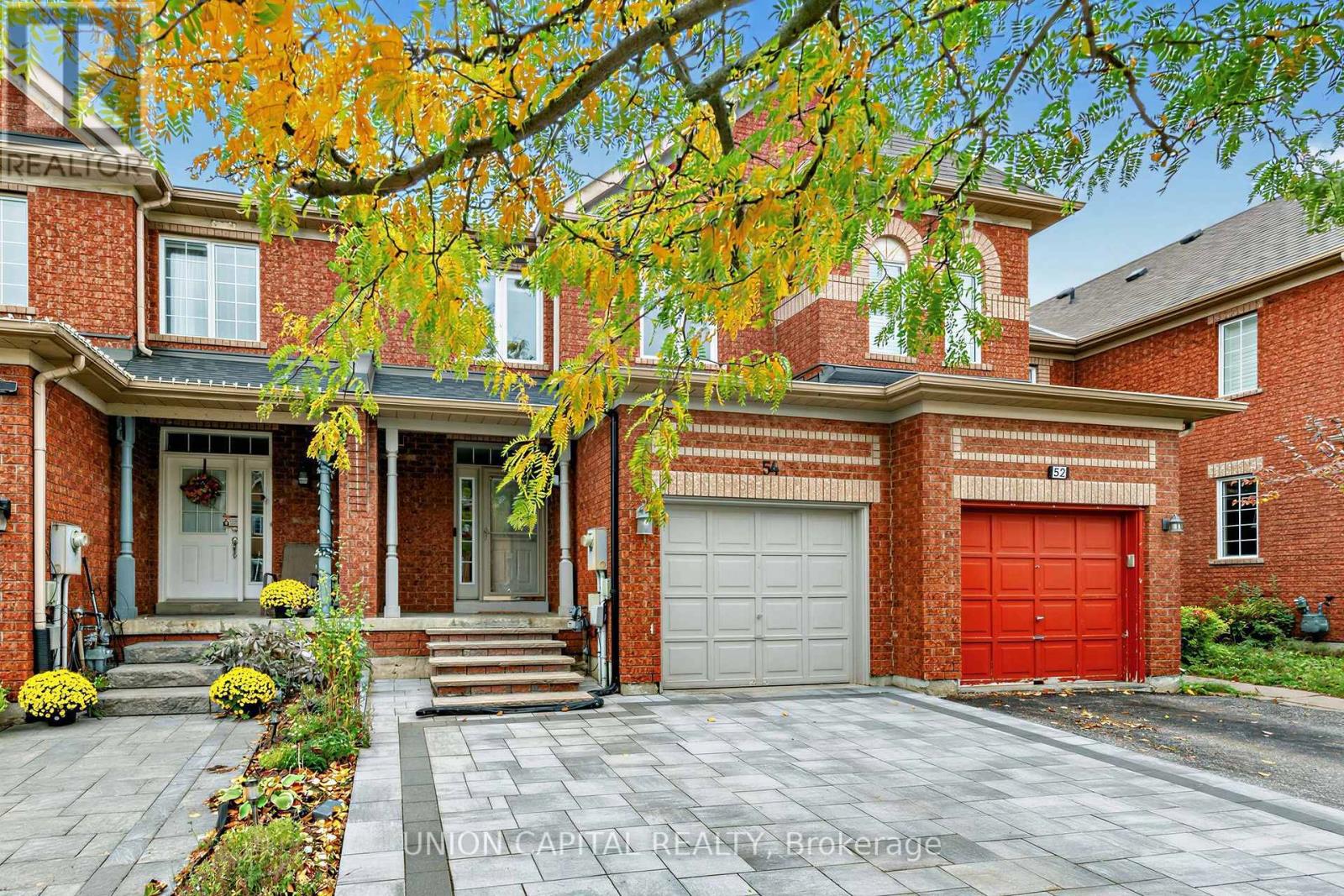 54 MAPLE MEADOWS LANE, Vaughan, Ontario
