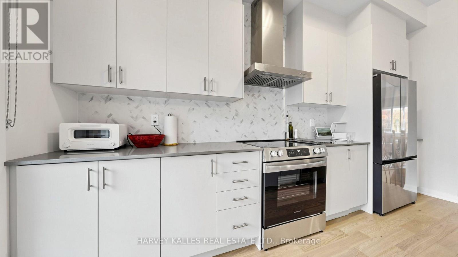 44 De La Roche Drive, Vaughan (Vellore Village), Ontario  L4H 5G4 - Photo 19 - N14086138