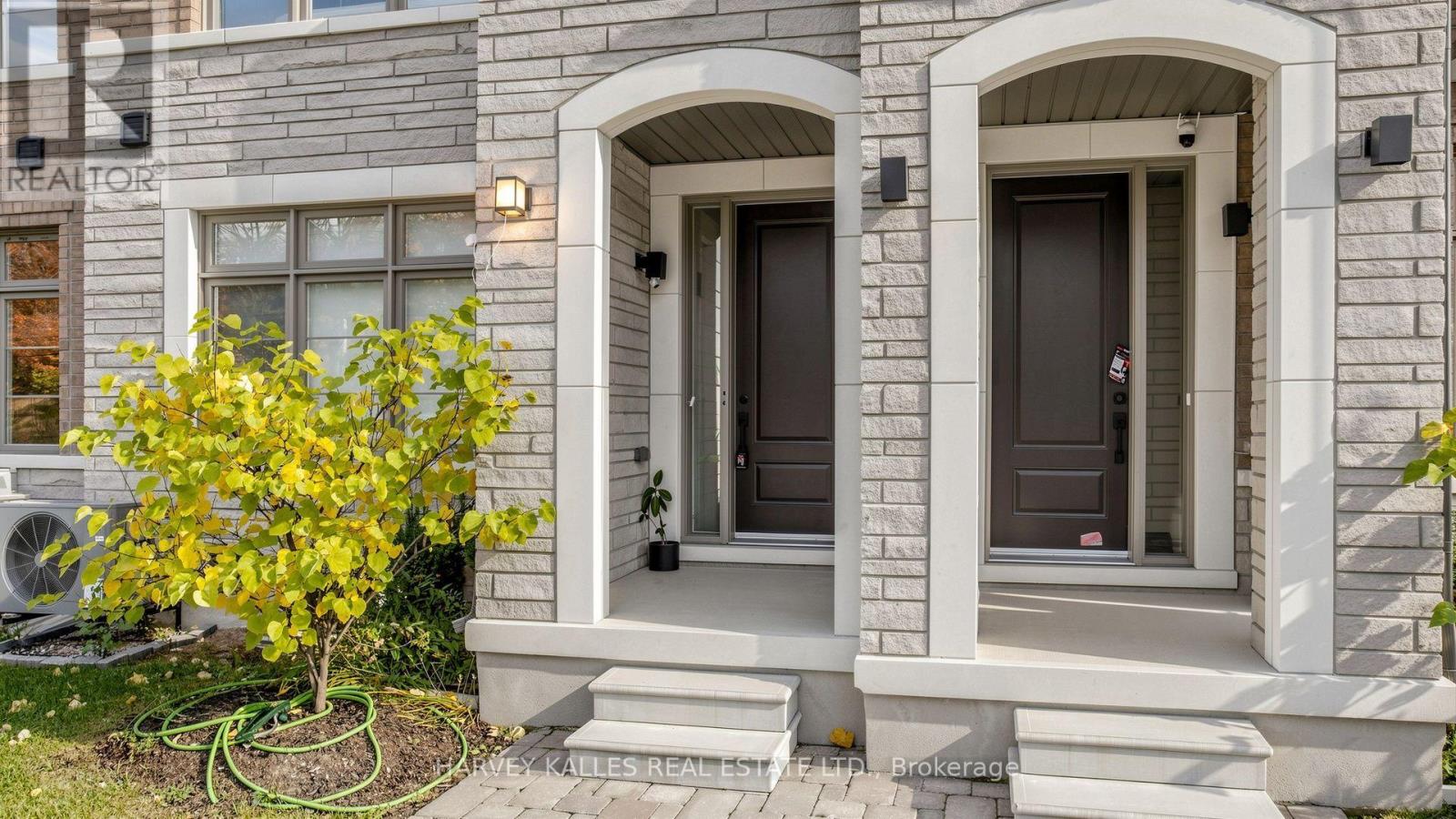 44 De La Roche Drive, Vaughan (Vellore Village), Ontario  L4H 5G4 - Photo 5 - N14086138