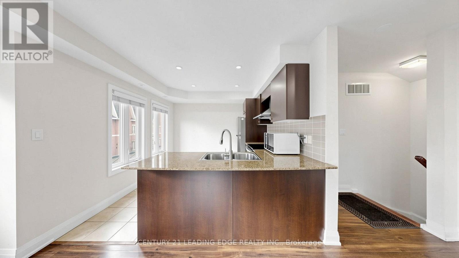 202 - 320 John Street, Markham, Ontario  L3T 0B1 - Photo 13 - N14086322