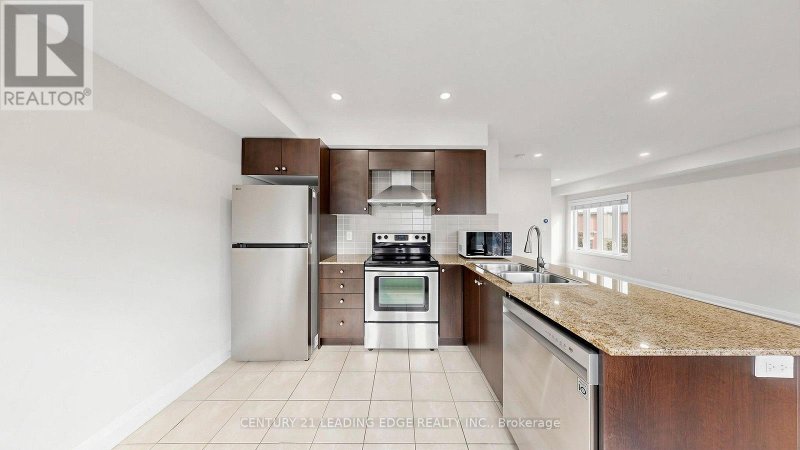 202 - 320 John Street, Markham, Ontario  L3T 0B1 - Photo 15 - N14086322