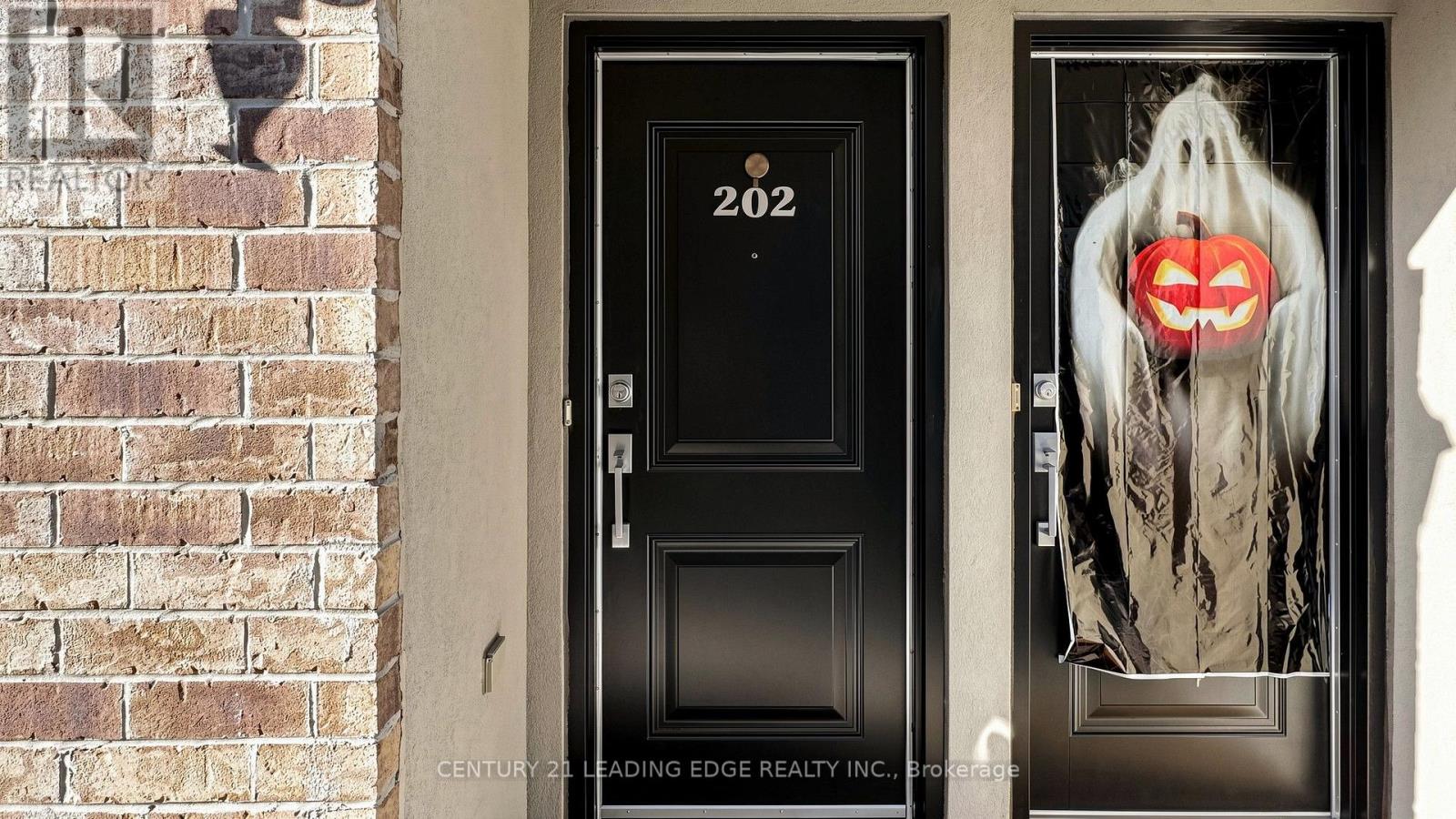 202 - 320 John Street, Markham, Ontario  L3T 0B1 - Photo 4 - N14086322