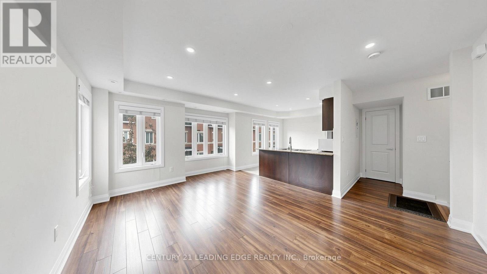 202 - 320 John Street, Markham, Ontario  L3T 0B1 - Photo 6 - N14086322