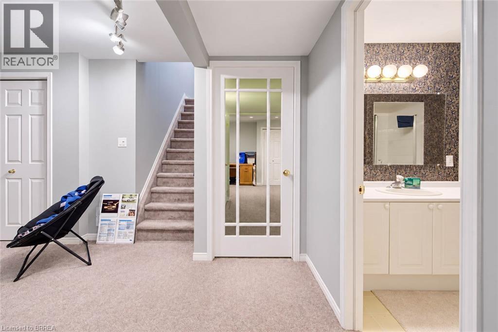 10 Courtland Drive Unit# 1, Brantford, Ontario  N3R 7Y2 - Photo 28 - 40871851