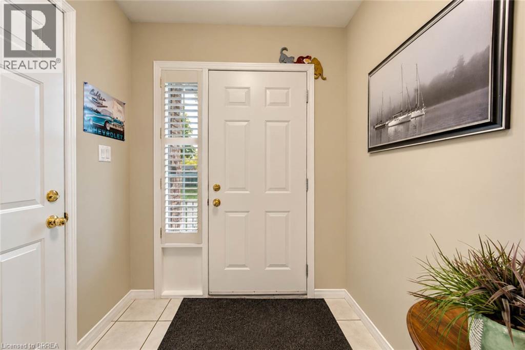 10 Courtland Drive Unit# 1, Brantford, Ontario  N3R 7Y2 - Photo 5 - 40871851