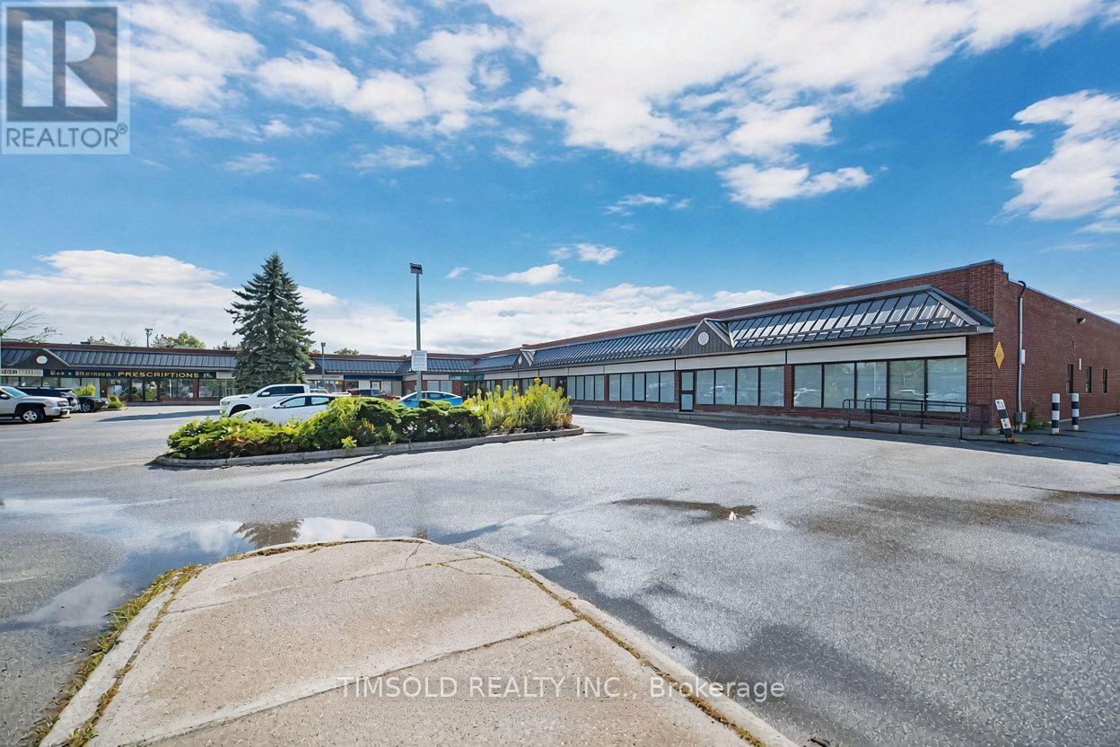 127-128 - 210 MEMORIAL AVENUE, Orillia, Ontario