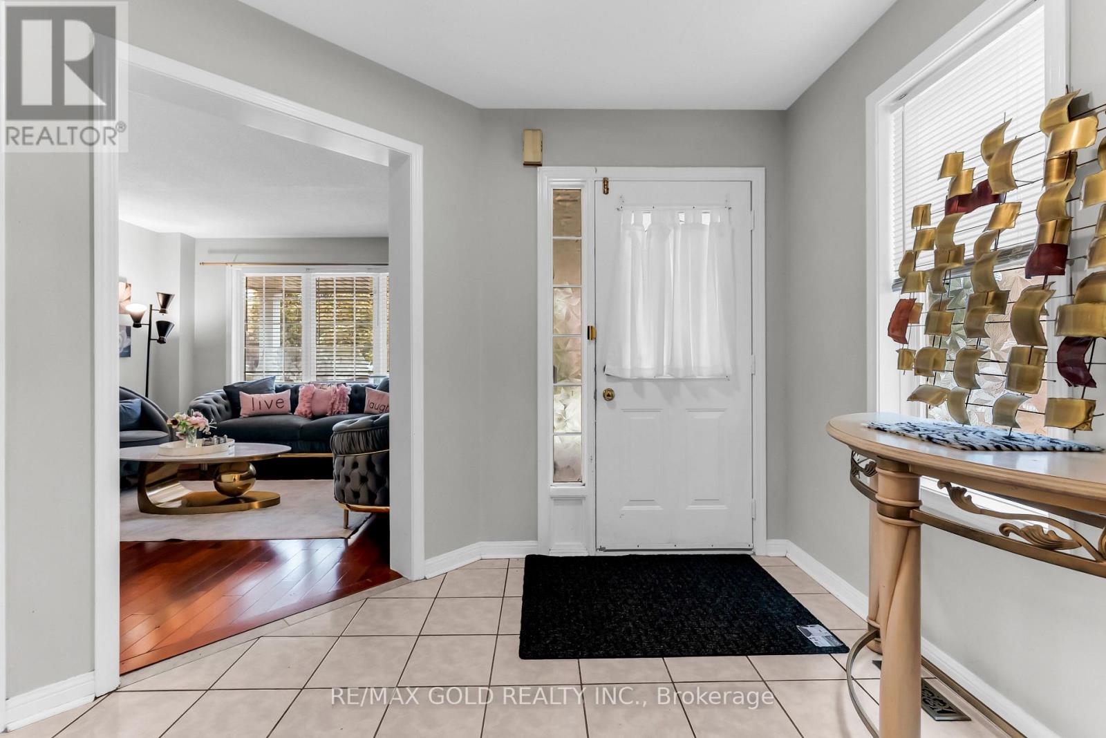 3873 Deepwood Heights, Mississauga, Ontario  L5M 6M4 - Photo 3 - W14086070