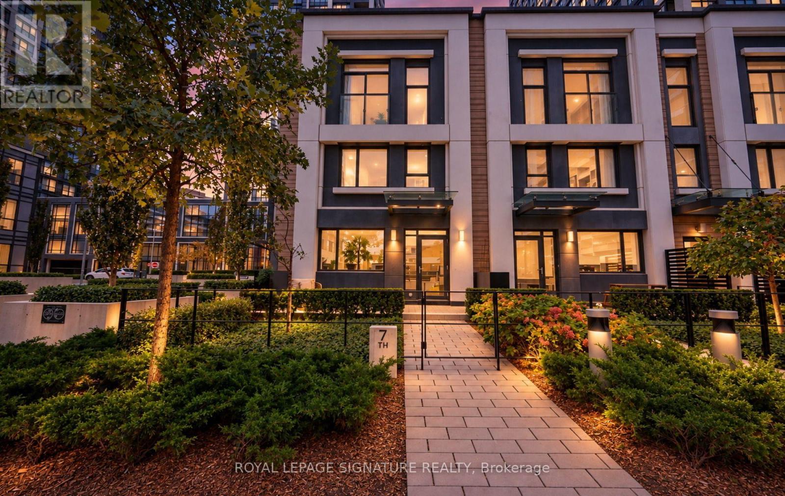 TH07 - 9 MABELLE AVENUE, Toronto, Ontario