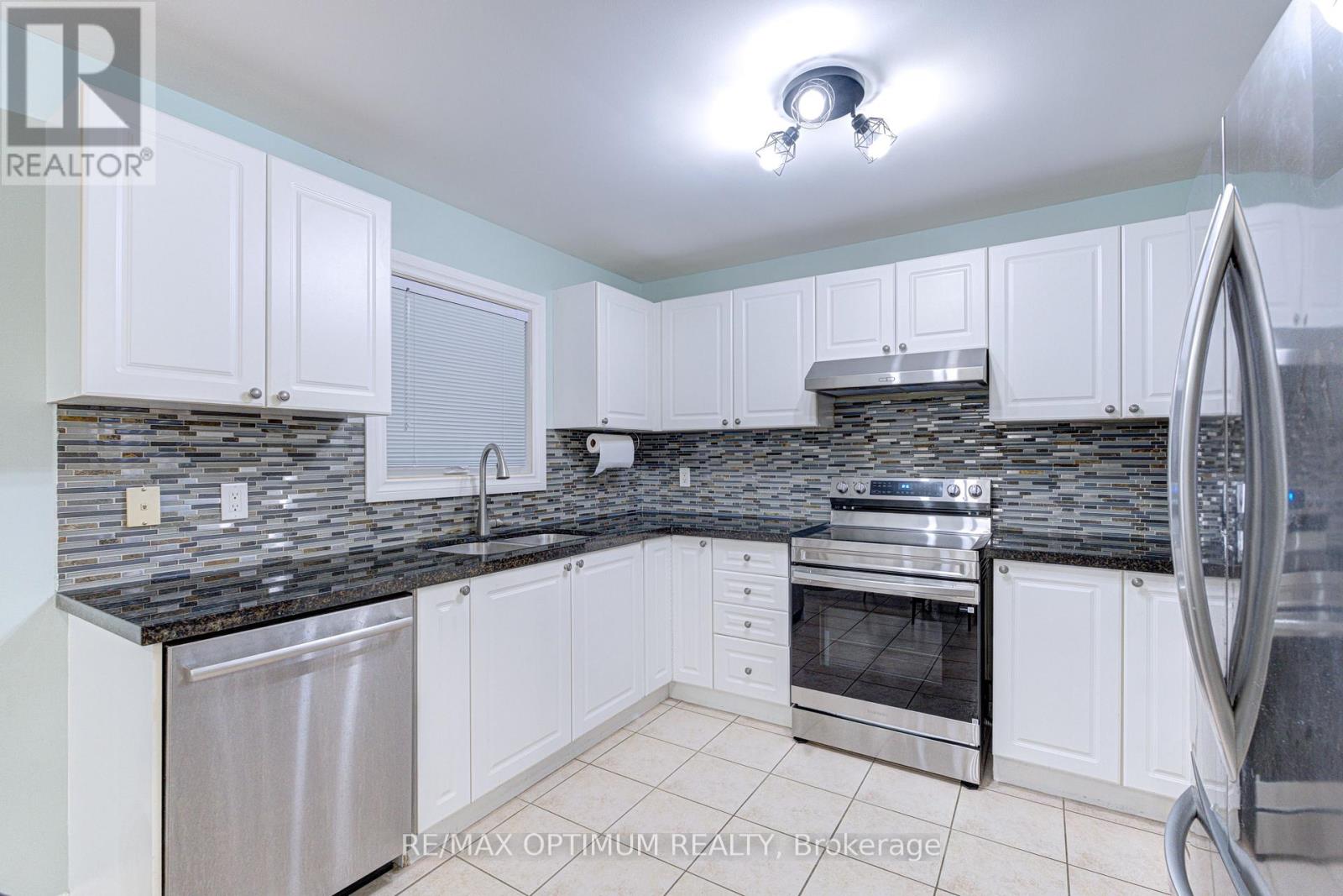 1829 Samuelson Circle, Mississauga, Ontario  L5N 7Z2 - Photo 23 - W14086248
