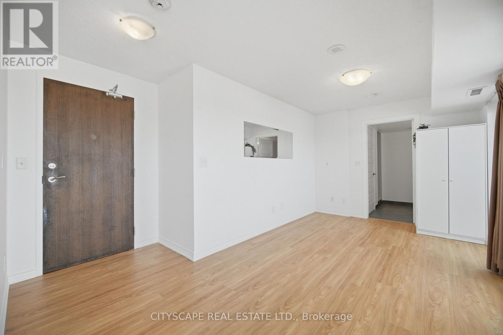 1601 - 215 Queen Street W, Brampton, Ontario  L6W 0A9 - Photo 15 - W14086266