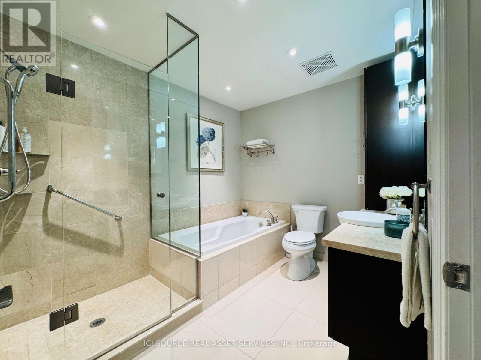 515 - 2855 Bloor Street W, Toronto, Ontario  M8X 3A1 - Photo 21 - W14086364