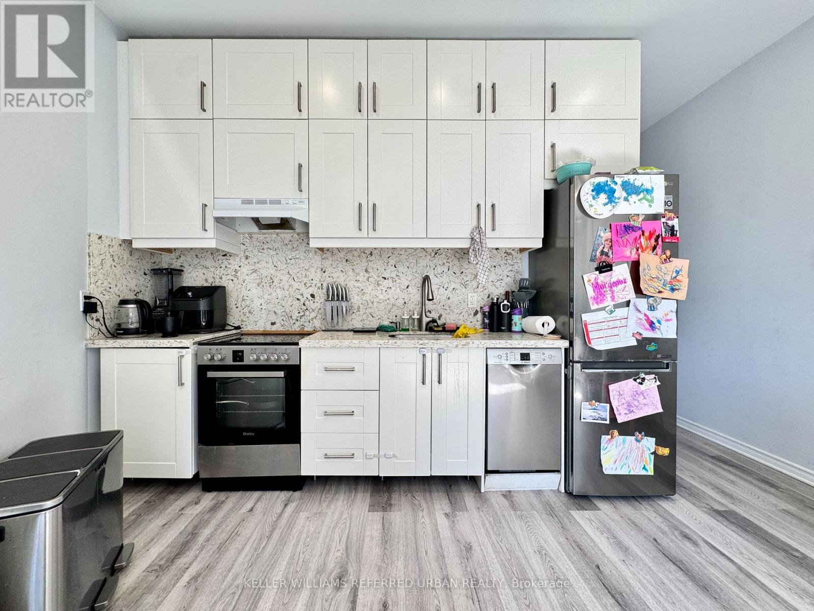 Main - 62 Springhurst Avenue, Toronto, Ontario  M6K 1B6 - Photo 7 - W14086370