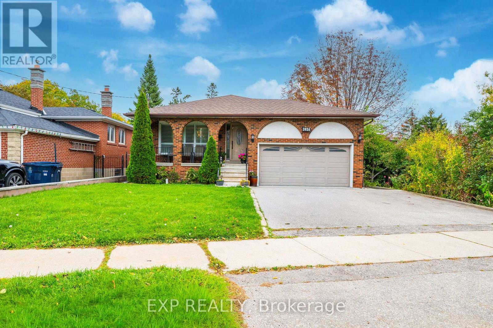 593A SCARLETT ROAD N, Toronto, Ontario