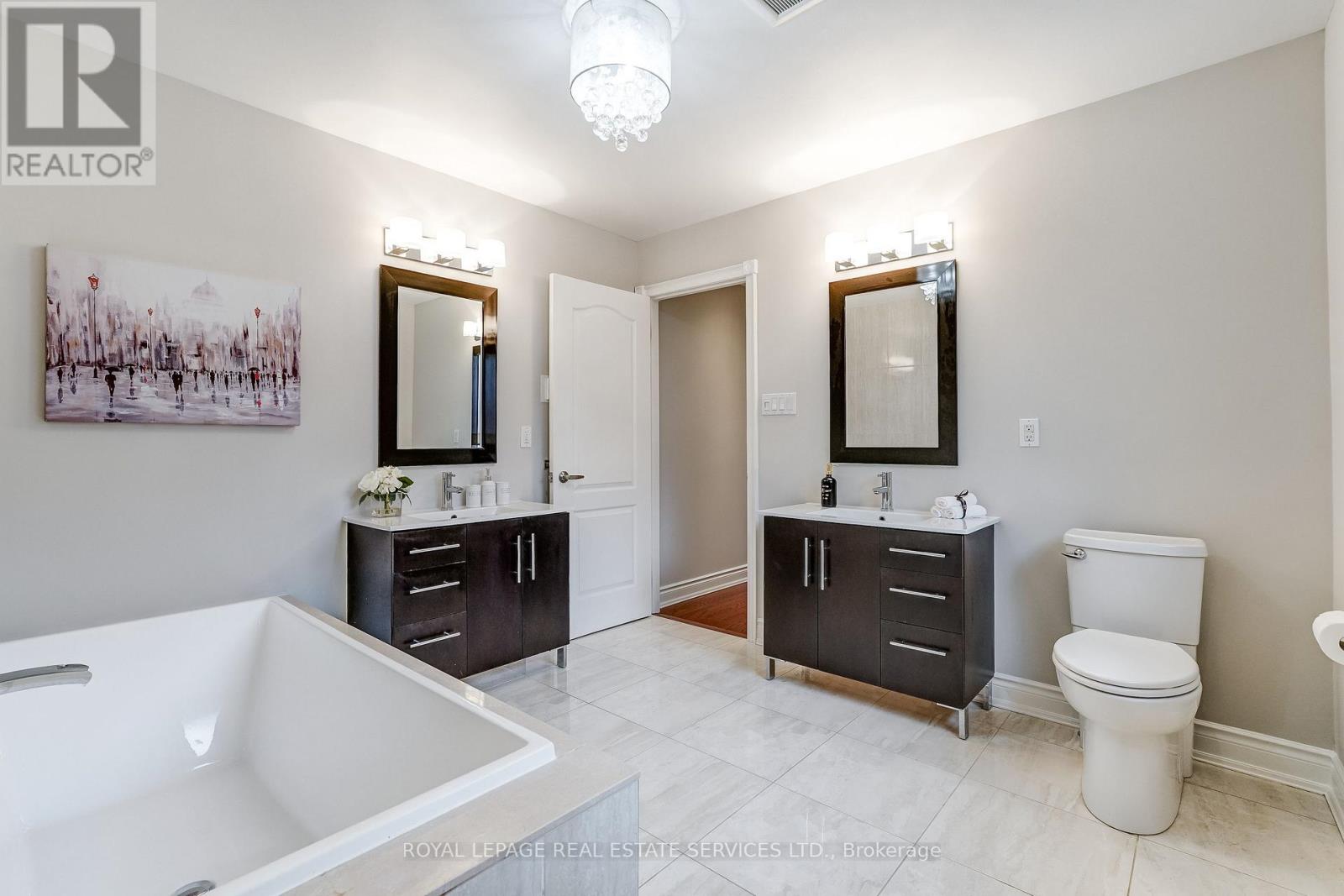 3119 Dover Crescent, Mississauga, Ontario  L5L 5V3 - Photo 32 - W14086376