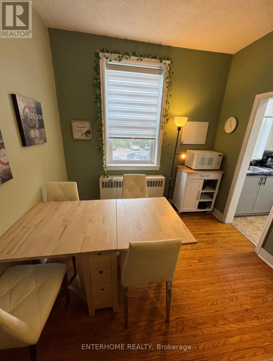 5 - 51 Queen Street East Street, Brampton, Ontario  L6W 2G9 - Photo 3 - W14086386