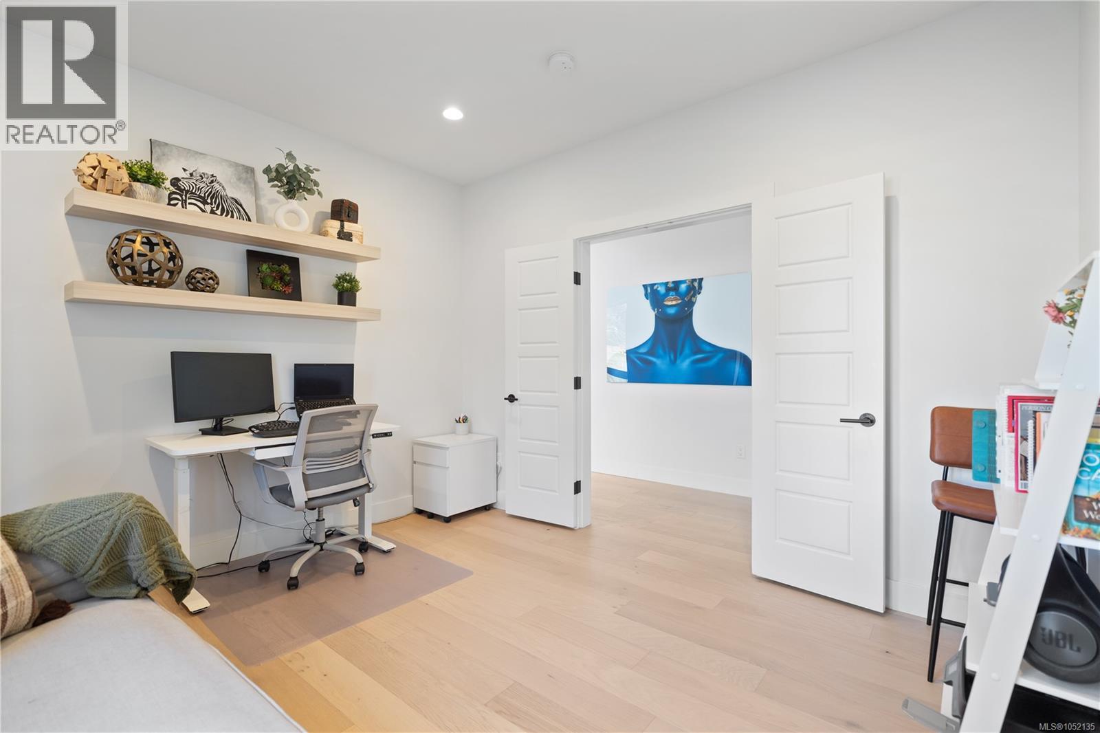 3205 Pinder Pl