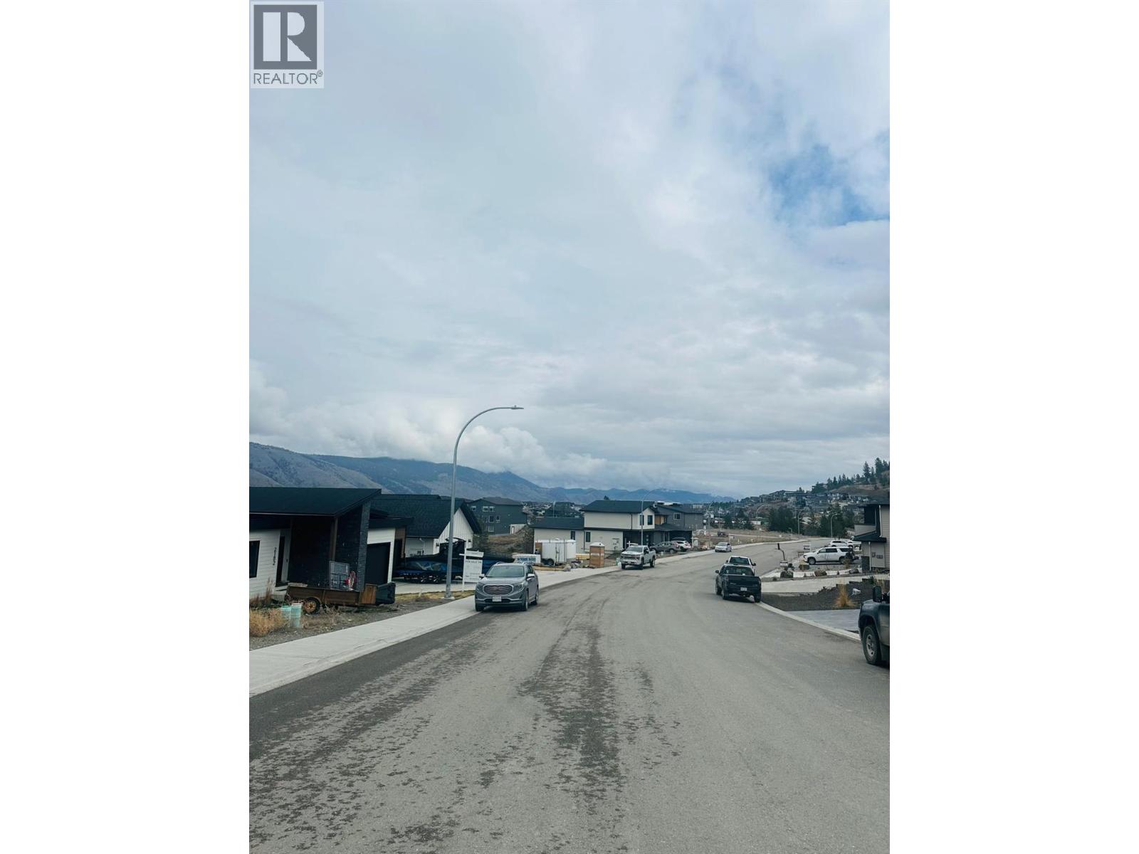 2189 Galore Crescent, Kamloops, British Columbia  V2E 0E4 - Photo 8 - 10402060