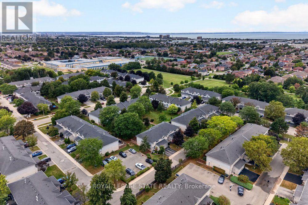 20 - 2 Royalwood Court, Hamilton, Ontario  L8E 4Y9 - Photo 42 - X13815028